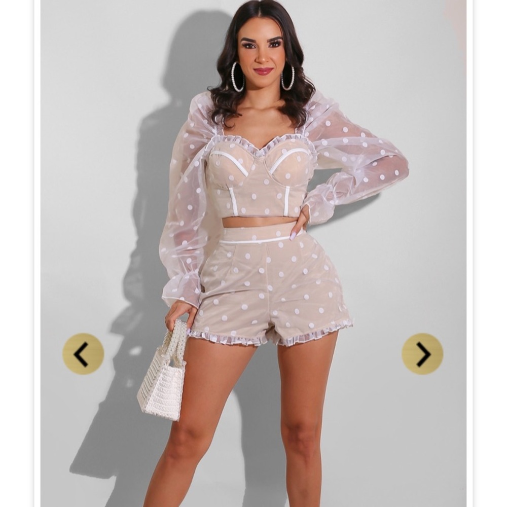Shorts polkadot set